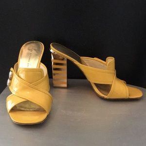 Marc by MARC JACOBS mirrored heel yellow sandals 9